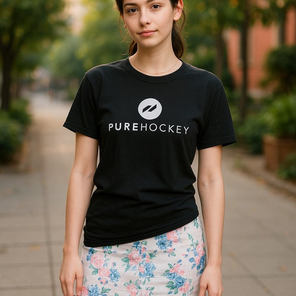 Pure‎ Hockey Womens Tee Shirt Black White Approximately a Medium